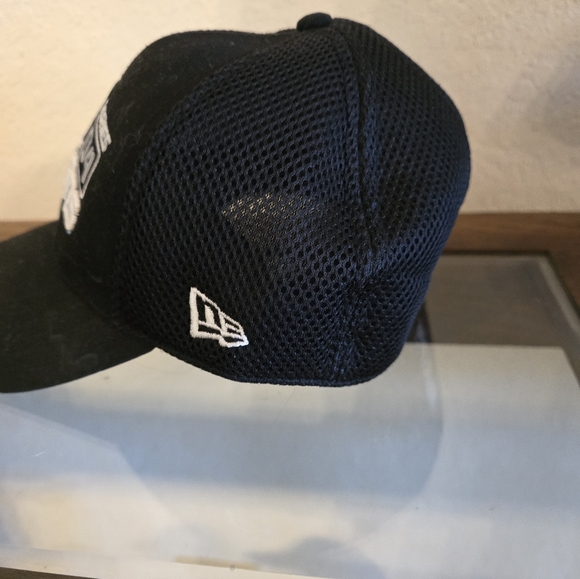 NEW Boston Red Sox New Ear 2004 World Series baseball cap. - Picture 2 of 5